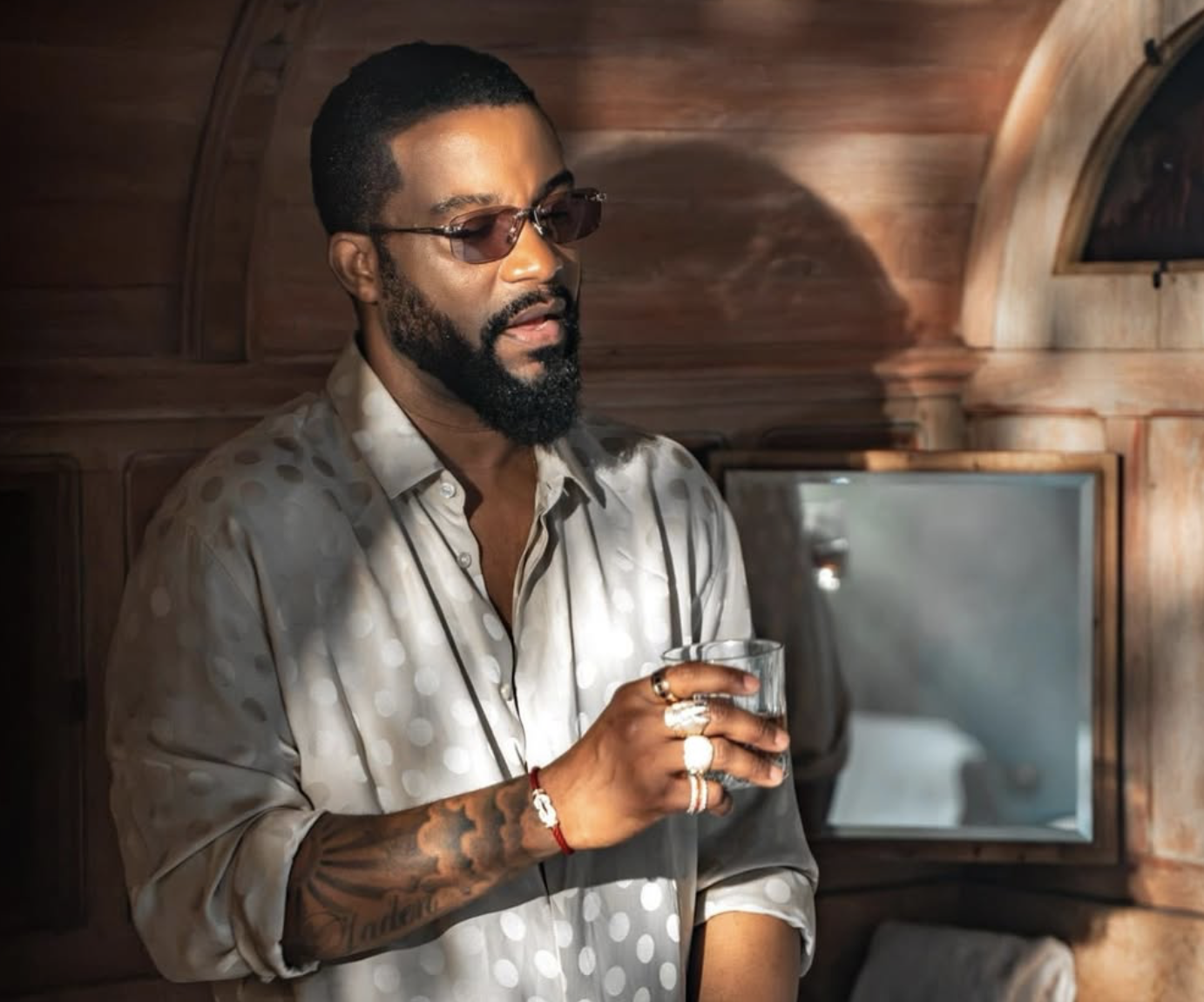 Fally Ipupa-Himra : le staff de l’artiste congolais clarifie les propos polémiques et appelle à l’apaisement